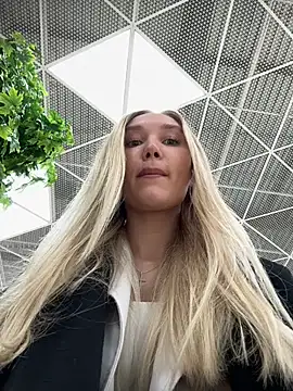 MariaTull online show from 02/20/25, 01:08