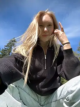 MariaTull online show from 09/10/25, 08:14