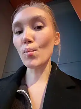 MariaTull online show from 10/29/25, 01:46