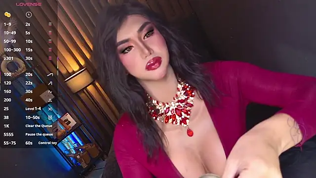 Snapshot of SexGoddess_Celine chatting on 10/13/25, 06:52 SexGoddess Celine online show from 10/13/25, 06:52