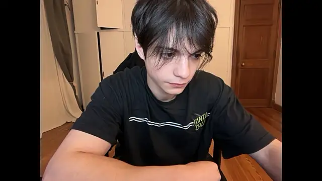 SasukeUhchiaa online show from 12/22/25, 05:59