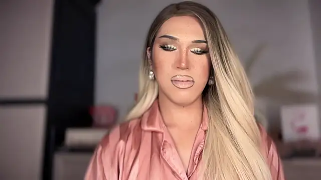 Ts glamxxxx online show from 01/07/26, 01:41