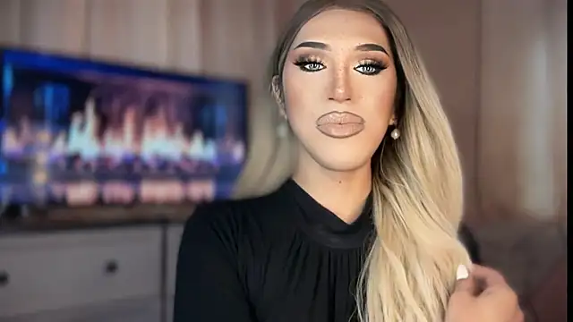 Ts glamxxxx online show from 04/22/26, 02:58