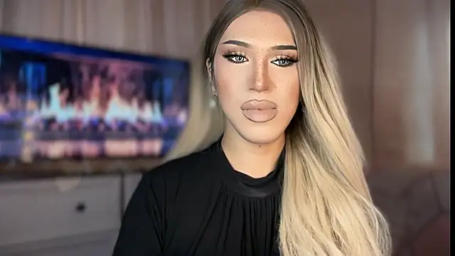 Ts glamxxxx online show from 04/24/26, 12:46