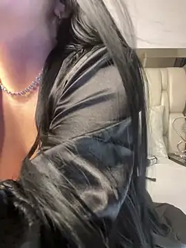 Snapshot of ALISSON_FOXXX1 chatting on 03/02/25, 11:42 ALISSON FOXXX1 online show from 03/02/25, 11:42