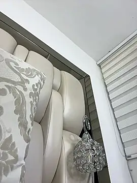 ALISSON FOXXX1 online show from 02/04/26, 10:47