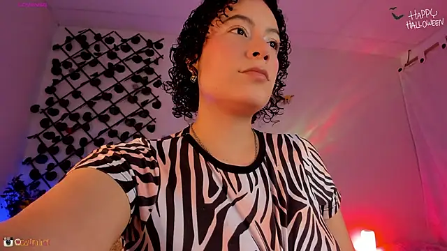 cailynhot online show from 10/07/25, 11:02