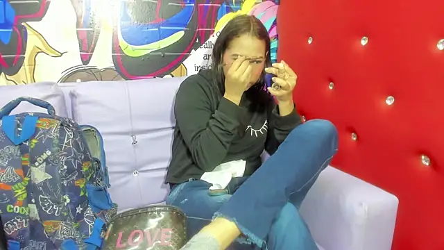 Snapshot of miacam-hot chatting on 10/20/25, 12:16 miacam-hot online show from 10/20/25, 12:16