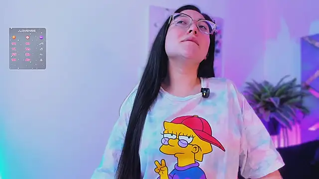 lucy neil online show from 12/21/25, 11:39