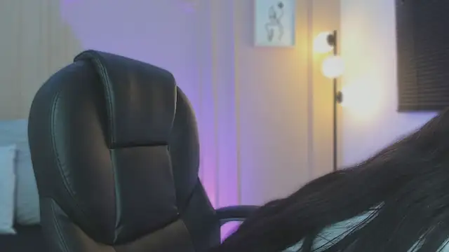 lucy neil online show from 04/03/26, 02:31