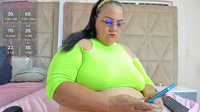 mommy cute online show from 02/23/25, 10:31