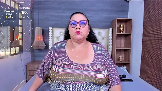 mommy cute online show from 03/26/26, 12:39