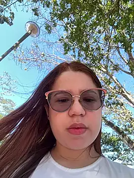 Lucyklein2022 online show from 01/22/25, 02:24