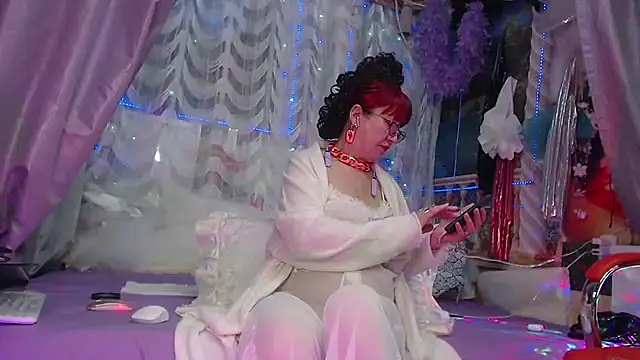 NightOrhideya online show from 02/28/25, 07:56