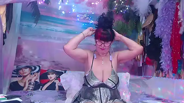 NightOrhideya online show from 09/23/25, 12:08