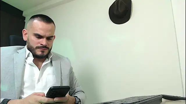 cowboyht online show from 12/14/25, 03:56