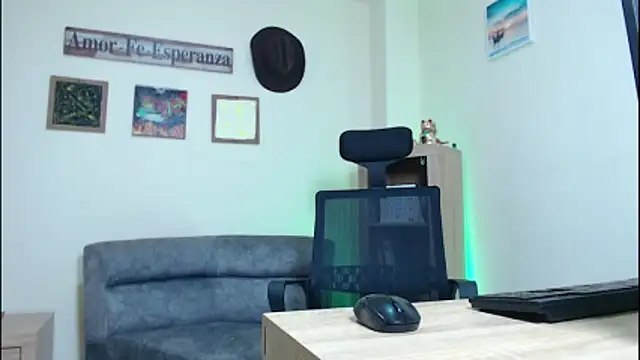 cowboyht online show from 03/28/26, 03:17