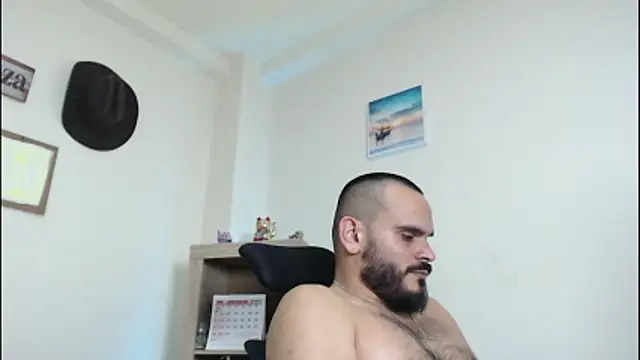 Snapshot of cowboyht chatting on 06/25/26, 03:39 cowboyht online show from 06/25/26, 03:39
