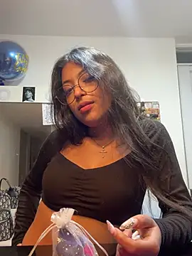 vaness weet online show from 01/08/25, 02:57