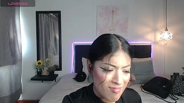 vaness weet online show from 01/12/25, 08:14