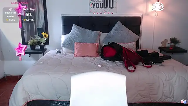 vaness weet online show from 03/13/25, 05:50