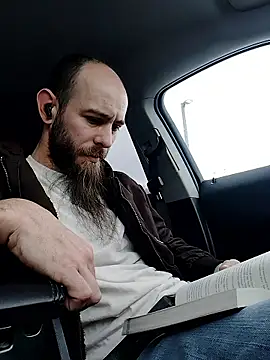 Snapshot of JohnnyFaster chatting on 01/11/26, 04:23 JohnnyFaster online show from 01/11/26, 04:23