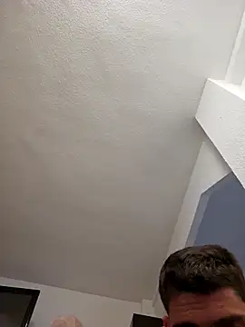 Snapshot of OnlySolovicio chatting on 11/04/25, 09:47 OnlySolovicio online show from 11/04/25, 09:47