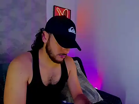 tuyo1995 online show from 11/15/25, 03:15