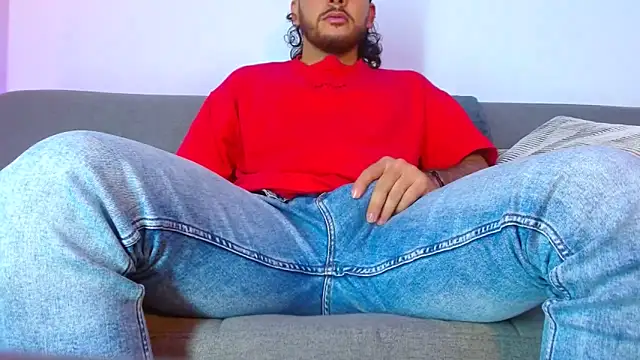 tuyo1995 online show from 12/04/25, 03:21