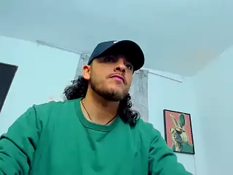 Snapshot of tuyo1995 chatting on 02/24/26, 03:21 tuyo1995 online show from 02/24/26, 03:21