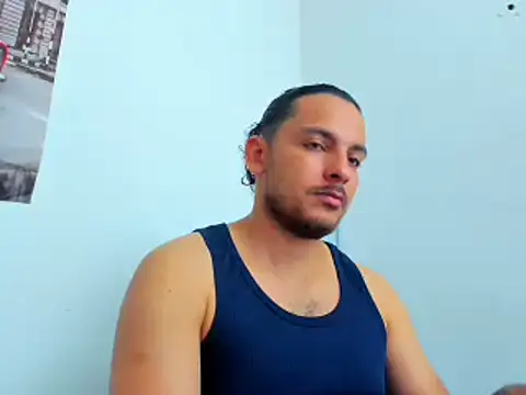 tuyo1995 online show from 04/23/26, 09:28