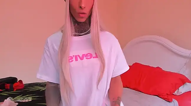 drippyorlovee online show from 01/03/25, 03:44