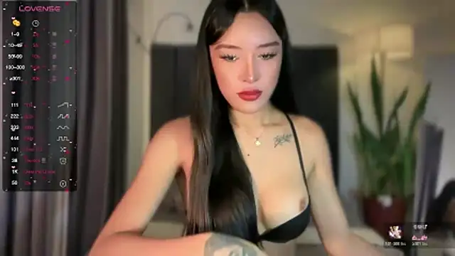 wiggle nibble online show from 11/02/25, 02:30