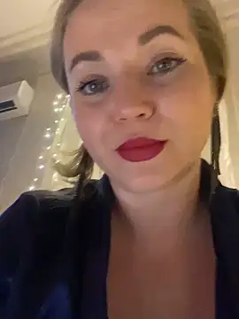 Snapshot of Lady__Maria chatting on 12/03/24, 03:44 Lady Maria online show from 12/03/24, 03:44