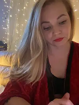 Snapshot of Lady__Maria chatting on 12/30/24, 03:57 Lady Maria online show from 12/30/24, 03:57