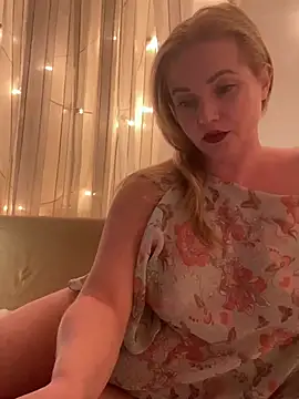 Snapshot of Lady__Maria chatting on 01/10/25, 05:02 Lady Maria online show from 01/10/25, 05:02