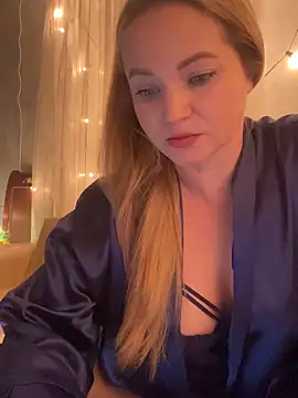 Snapshot of Lady__Maria chatting on 02/19/25, 07:05 Lady Maria online show from 02/19/25, 07:05