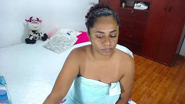 Snapshot of BellaKarla chatting on 01/05/26, 08:12 BellaKarla online show from 01/05/26, 08:12