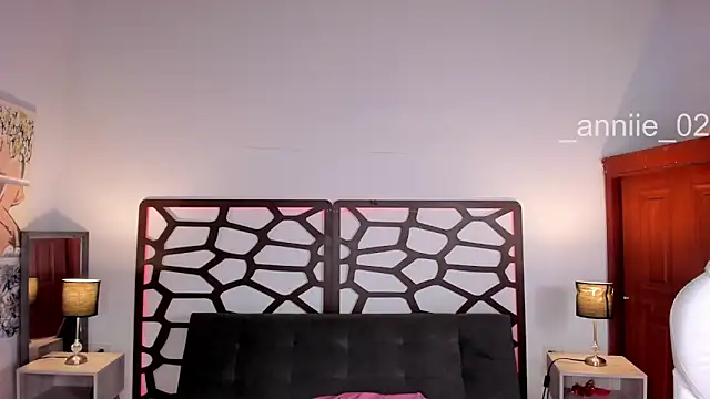 Snapshot of annie_barozzi chatting on 03/07/25, 04:33 annie barozzi online show from 03/07/25, 04:33