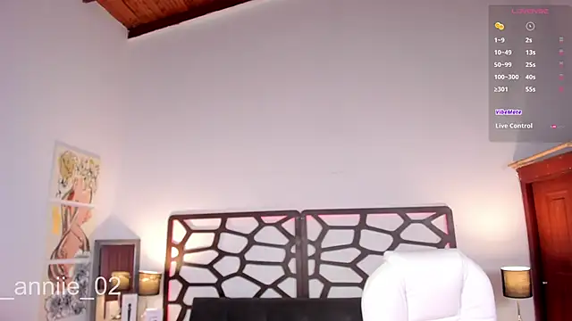 Snapshot of annie_barozzi chatting on 03/18/25, 01:31 annie barozzi online show from 03/18/25, 01:31