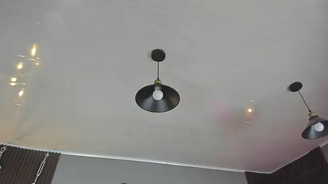 Snapshot of annie_barozzi chatting on 10/28/25, 01:25 annie barozzi online show from 10/28/25, 01:25