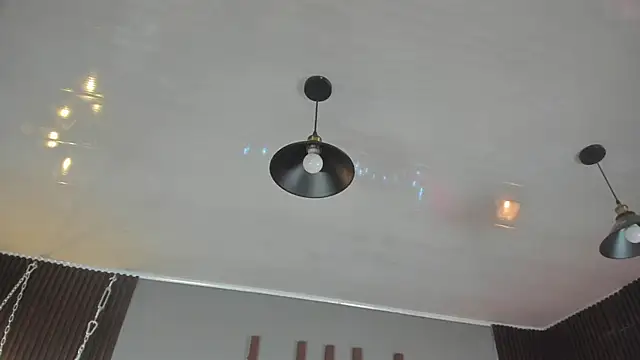 Snapshot of annie_barozzi chatting on 11/29/25, 01:25 annie barozzi online show from 11/29/25, 01:25