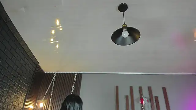 Snapshot of annie_barozzi chatting on 12/02/25, 01:28 annie barozzi online show from 12/02/25, 01:28