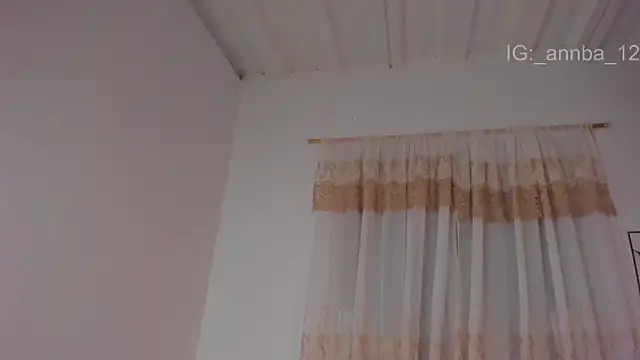 Snapshot of annie_barozzi chatting on 06/19/26, 12:31 annie barozzi online show from 06/19/26, 12:31