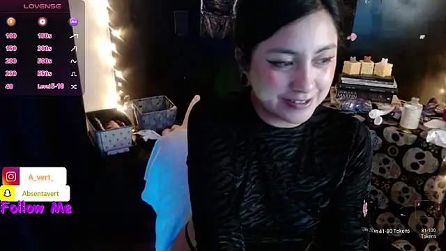 Snapshot of AbsentaVert chatting on 01/05/25, 10:19 AbsentaVert online show from 01/05/25, 10:19