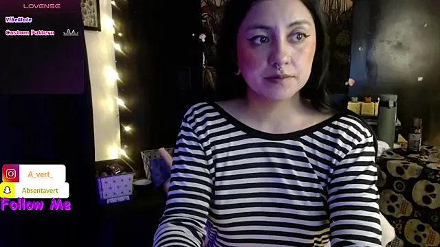 Snapshot of AbsentaVert chatting on 01/07/25, 11:45 AbsentaVert online show from 01/07/25, 11:45