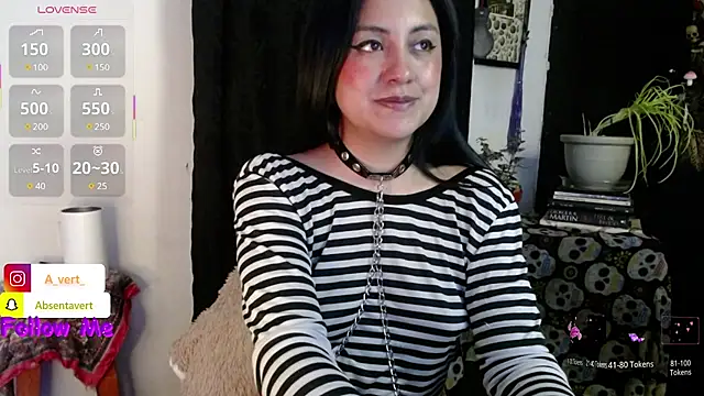 Snapshot of AbsentaVert chatting on 01/24/25, 12:20 AbsentaVert online show from 01/24/25, 12:20