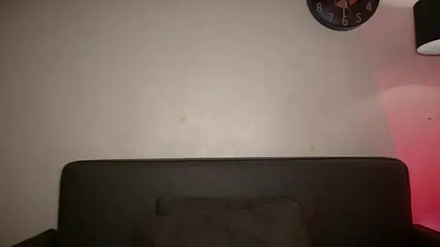 Bella Gordon online show from 05/14/26, 06:31