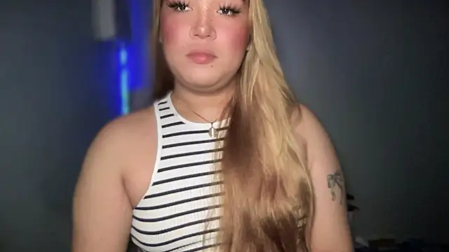 Snapshot of MissCataleyaxxx chatting on 09/12/25, 02:00 MissCataleyaxxx online show from 09/12/25, 02:00