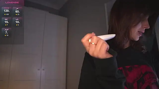 -JuicyMolly- online show from 02/17/26, 05:41